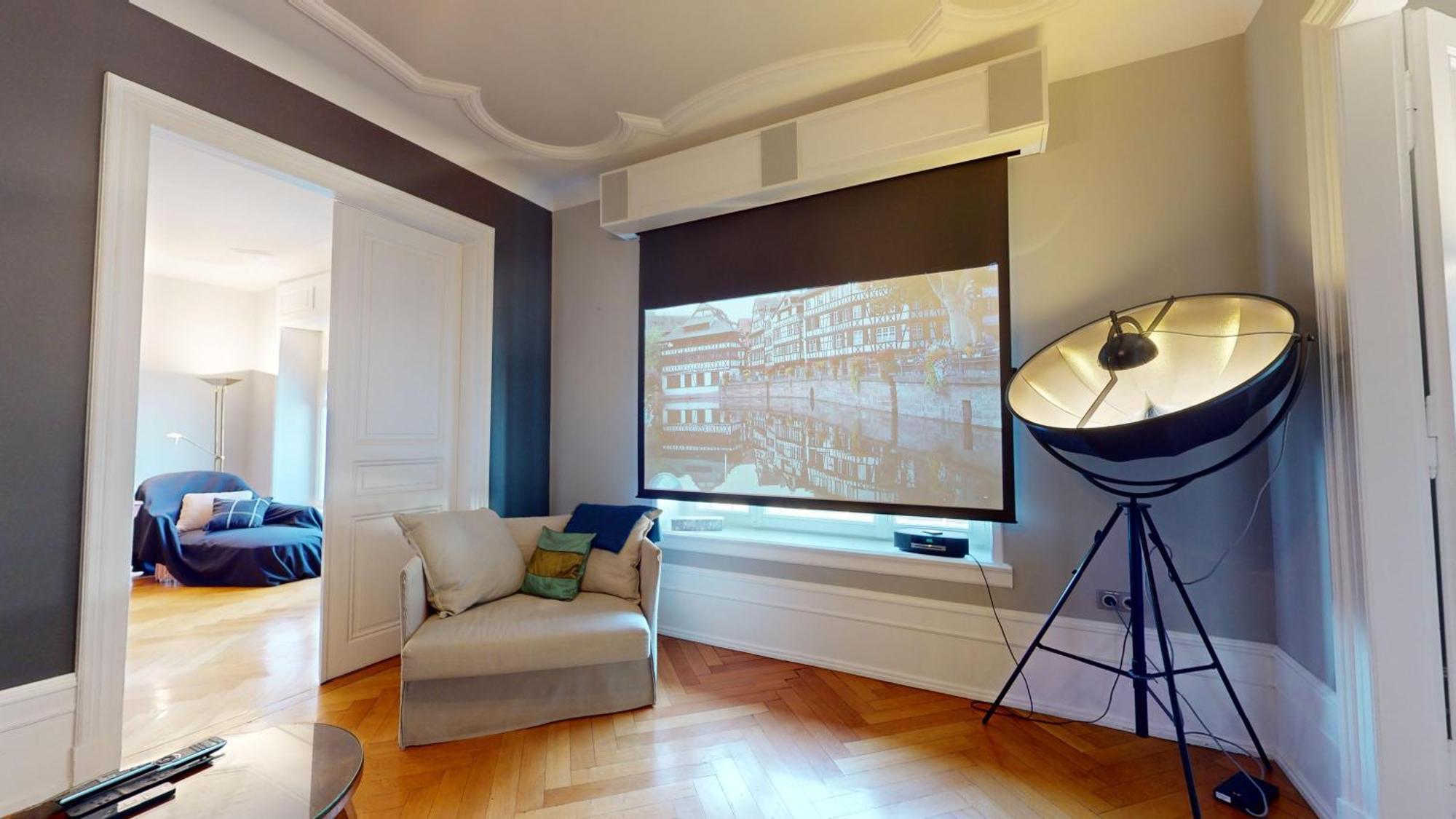 Le Saint Nicolas Apartment *